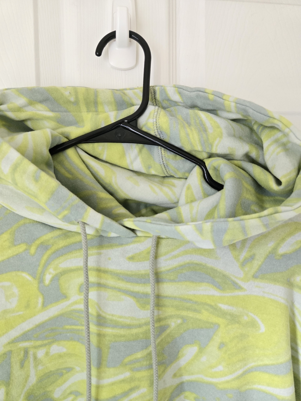 wild fable Green Tie-Dye Cropped Hoodie XL Raw Hem Cozy Athleisure - Picture 3 of 10